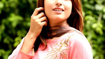 কোথায় হারিয়ে গেলেন শখ