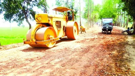 তাড়াশে দুর্ভোগ থেকে রক্ষা ৩ লাখ মানুষের