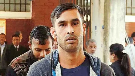 বিনা বিচারে জেল খেটেছেন আরো অনেক ‘জাহালম’