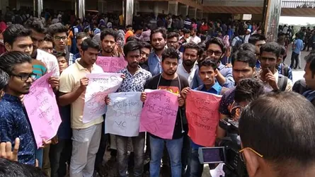ভিসির বক্তব্যে উত্তাল বরিশাল বিশ্ববিদ্যালয়