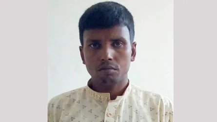 মনোহরদীতে মেয়েকে ধর্ষণের অভিযোগে বাবাকে পুলিশে সোপর্দ