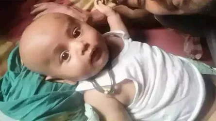 অভাবের তাড়নায় ৫ মাস বয়সী সন্তান বিক্রি!