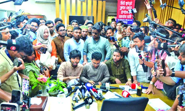 সিট বণ্টনে স্বচ্ছতা  নিশ্চিতের দাবি ডাকসু  জিএস ফরহাদের