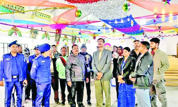 সিরাজদিখানে সাধু যোসেফ গির্জা পরিদর্শন পররাষ্ট্র উপদেষ্টার