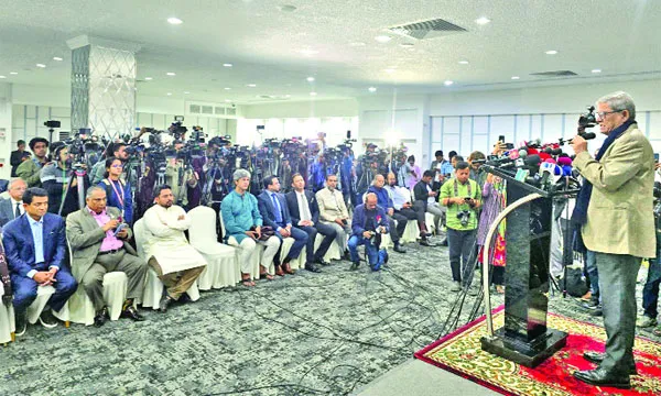 গণতন্ত্রকামী সবার এক হওয়ার সময় এসেছে  :	মির্জা ফখরুল