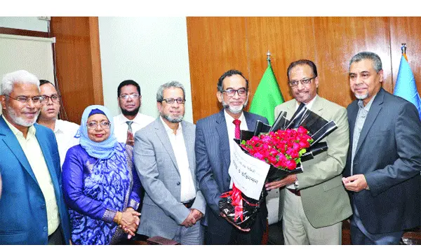 বিএমইউতে অফিস শুরু করেছেন নতুন ভিসি