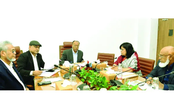 পরিবেশবান্ধব ব্লকের ব্যবহার ক্রমান্বয়ে বৃদ্ধি করা হবে :	পরিবেশমন্ত্রী