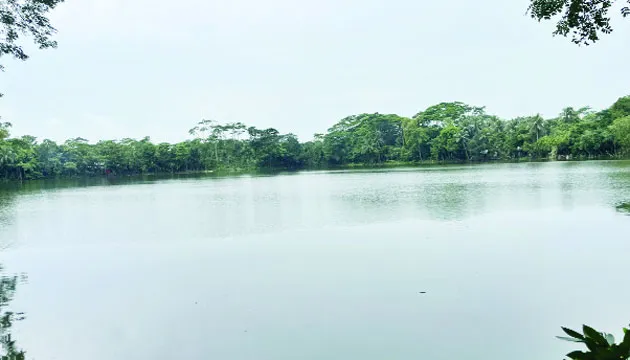বরিশালে ৫০০ বছরের গজনীর দীঘি, রয়েছে পর্যটন সম্ভাবনা
