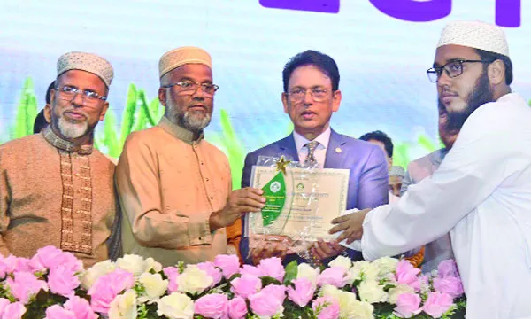 মাদরাসা শিক্ষাকে আরো উচ্চপর্যায়ে উন্নীত করতে হবে : শিক্ষামন্ত্রী