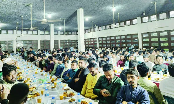 ঢাবি সাংবাদিক সমিতির ইফতারে এক ছাদের নিচে সব ছাত্রসংগঠন