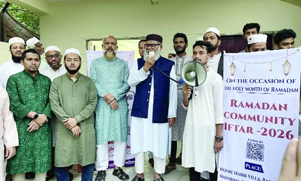 সমাজের অসচ্ছল মানুষের পাশে দাঁড়ানো পুণ্যের কাজ