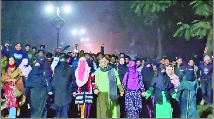 জাবিতে প্রতিবাদী মিছিল, সমাবেশে প্রতিশোধের শপথ