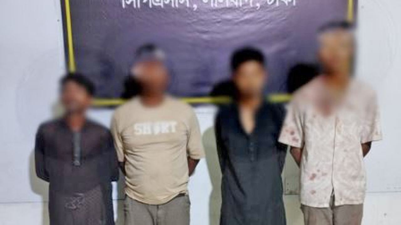 4-arrested-with-weapons-in-Kadamtali,-capital