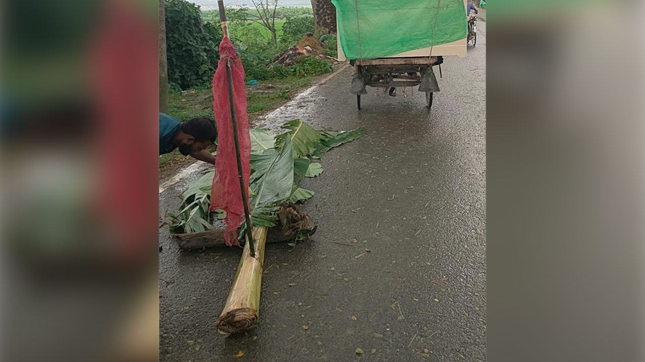 4-year-old-child-dies-after-being-hit-by-bus-in-Darshan