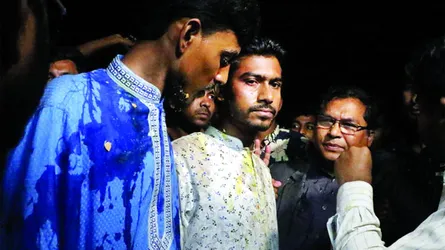 সলিমুল্লাহ হল শিক্ষার্থীদের ওপর ছাত্রলীগের হামলা