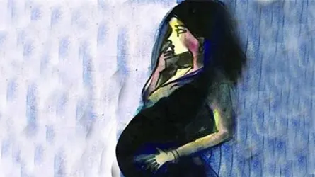 প্রধান শিক্ষকের ধর্ষণের ফলে অন্তঃসত্ত্বা ৫ম শ্রেণীর এতিম শিশু