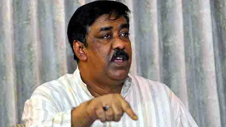 শামীম ওসমানকে কেন্দ্র কর লড়াই : নারায়ণগঞ্জে অস্বস্তি অস্থিরতা আতঙ্ক