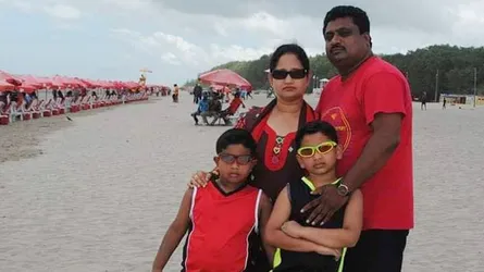 বুঝ হওয়ার আগেই বাবা-মাকে হারালো সাংবাদিক পুত্র তাহসিন-সাইয়ান