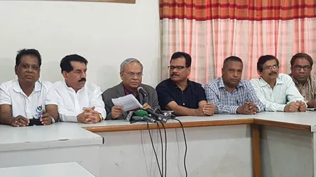 খালেদা জিয়ার চিকিৎসা নিয়ে ষড়যন্ত্র করছে সরকার : রিজভী