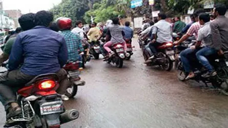 পহেলা বৈশাখে মোটরসাইকেলে একসাথে বসতে পারবেন কেবল স্বামী-স্ত্রী