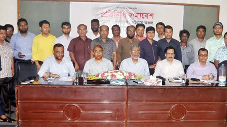 নয়াদিগন্ত ১৬ কোটি মানুষের কথা বলে : কাজী হারুন