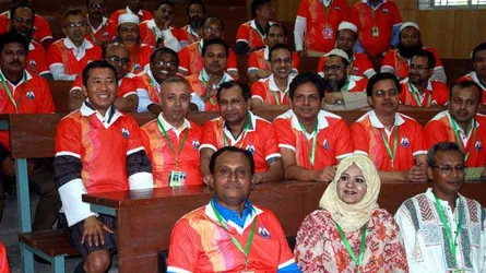পুরোনো বন্ধুদের সাথে আড্ডায় ভুটানের প্রধানমন্ত্রী
