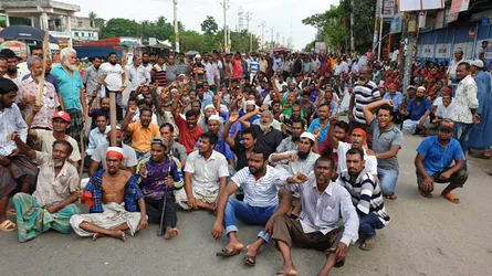 খুলনায় রাষ্ট্রায়ত্ত পাটকলে ৯৬ ঘণ্টার ধর্মঘট ও সড়ক-রেলপথ অবরোধ শুরু