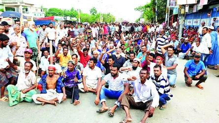 খুলনায় রাষ্ট্রায়ত্ত পাটকলে ৯৬ ঘণ্টার ধর্মঘট ও সড়ক-রেলপথ অবরোধ শুরু