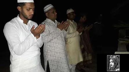 শবেবরাতে নুসরাতের কবর জিয়ারত বড় ভাই ও নিকটাত্মীয়দের
