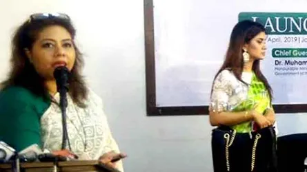 শমী কায়সারের মোবাইল নিলো কে