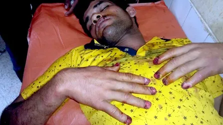 প্লাস দিয়ে নখ উঠিয়ে অমানুষিক নির্যাতন চালাল বিএসএফ