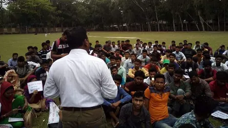 রংপুরে শিক্ষার্থীদের আন্দোলনে ছাত্রলীগের হামলা, অধ্যক্ষ লাঞ্ছিত