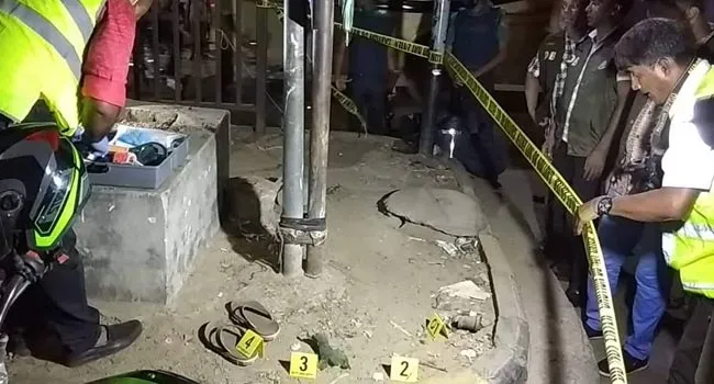 রাজধানীতে ককটেল বিস্ফোরণে ৩ পুলিশ আহত