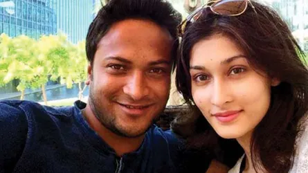 বিশ্বকাপ যাত্রায় দলের সাথে কেন নেই সাকিব?
