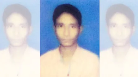 খুলনায় ভ্যানচালককে পিটিয়ে হত্যা