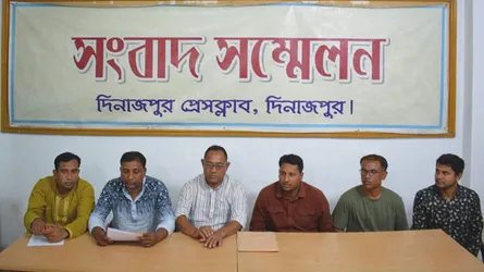 বিরামপুরে উপজেলা চেয়ারম্যানকে গ্রেফতারের দাবিতে সংবাদ সম্মেলন