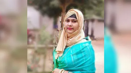 কাজের মেয়ের সাথে স্বামীর পরকীয়া, নারী আইনজীবীর আত্মহত্যা