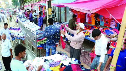 ঈদ উপলক্ষে রাজধানীতে হলিডে মার্কেট