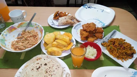 থানার ইফতারে উৎসবের আমেজ