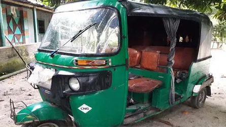 চালককে হত্যা করে অটোরিকশা ছিনতাই