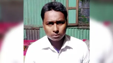 ভ্যান চালিয়ে জিপিএ-৫ পেয়েছে সাকিব