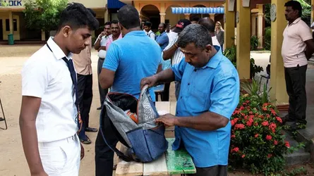 শ্রীলঙ্কায় খ্রিষ্টান স্কুলে মুসলিম শিক্ষিকাদের প্রবেশে বাধা