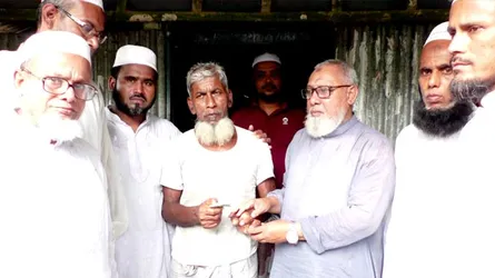 কটিয়াদীতে গণধর্ষণ ও হত্যার শিকার তানিয়ার পরিবারকে জামায়াতের আর্থিক সহায়তা