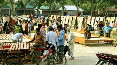 ইজারা ছাড়া হাটের টোল তুলছেন আ’লীগ নেতা, সরকারের গচ্ছা ৩৫ লাখ টাকা