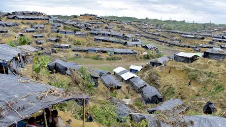 রোহিঙ্গা ক্যাম্পে পাহাড় ধসে ২ শিশুর মৃত্যু