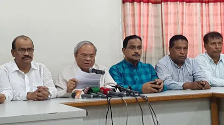 খালেদা জিয়ার জীবন নিয়ে ছিনিমিনি খেলা বন্ধ করেনি সরকার : রিজভী