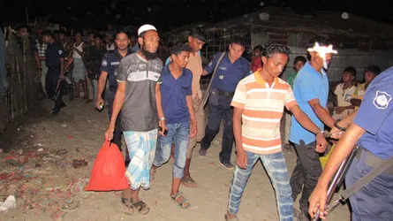 কক্সবাজার ও উখিয়ায় ৫২ রোহিঙ্গা নারী-পুরুষ-শিশু উদ্ধার