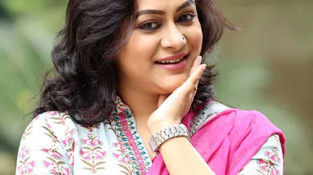 এখন পুরোদস্তুর সুগৃহিণী মৌসুমী নাগ