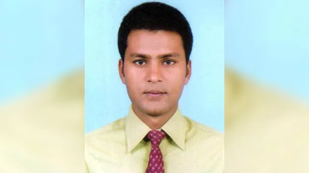 ছুরিকাঘাতে যুবক হত্যা, প্রতিবাদে বাড়িঘরে হামলা-অগ্নিসংযোগ