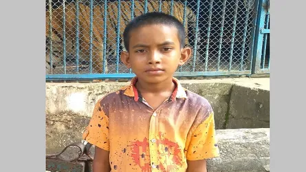 ছোট ভাই হত্যার বিচার দাবীতে জাবি শিক্ষার্থীর আবেগঘন স্ট্যাটাস